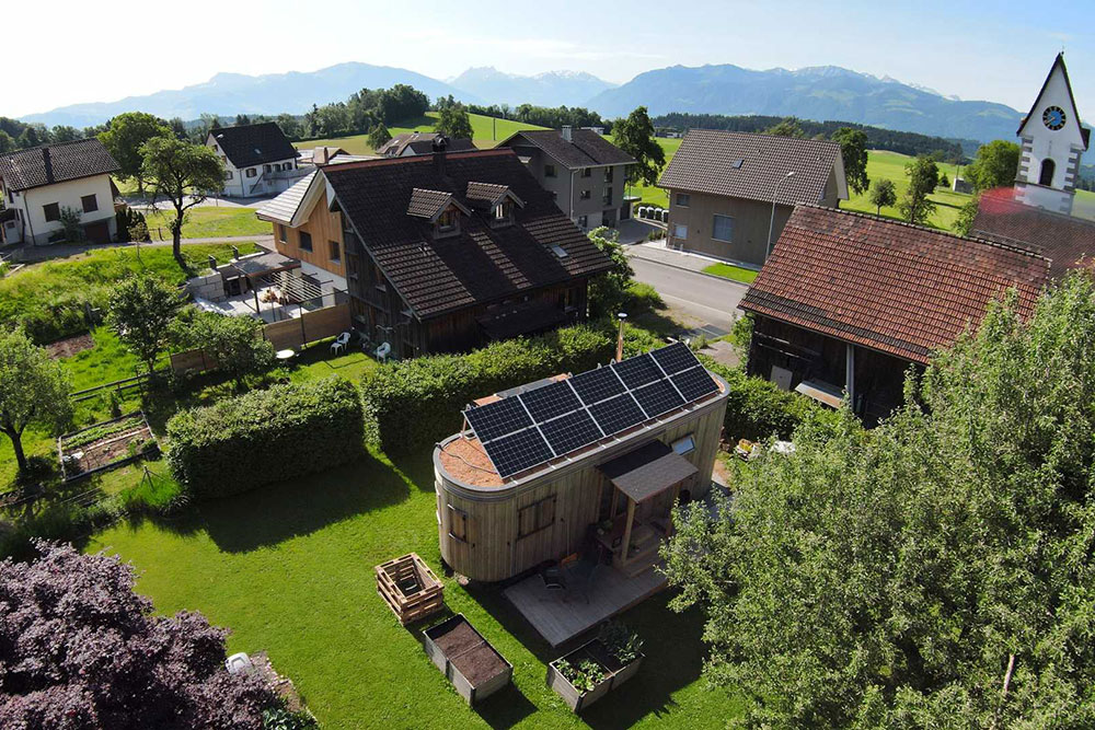 Unsere Kundenprojekte // Tiny House als Nachverdichtung auf einer nicht vollständig genutzten Bauparzelle