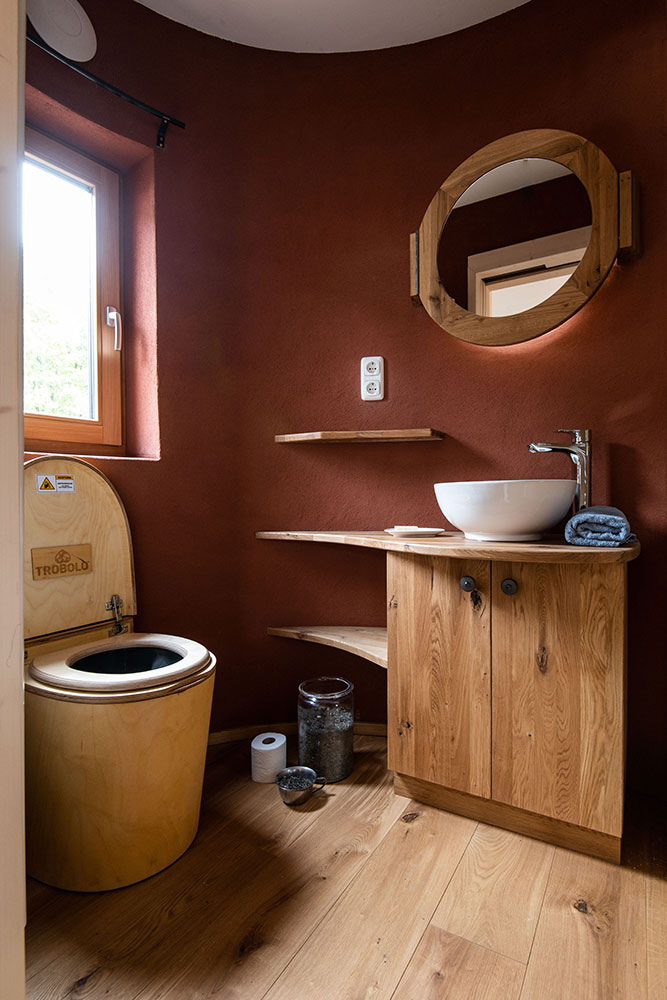 Trobolo Tiny Bloem im Tiny House // Badezimmer im Wohnwagon