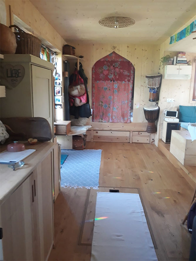 Unsere Kundenprojekte // Innenansicht eines Tiny Houses
