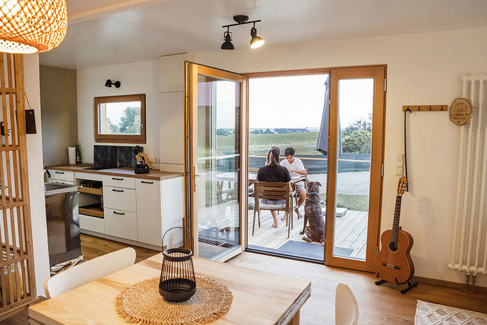 Wohnwagon PAUL steht zum Probewohnen zur Verfügung und freut sich auf seine Gäste / Tiny House in Bayern